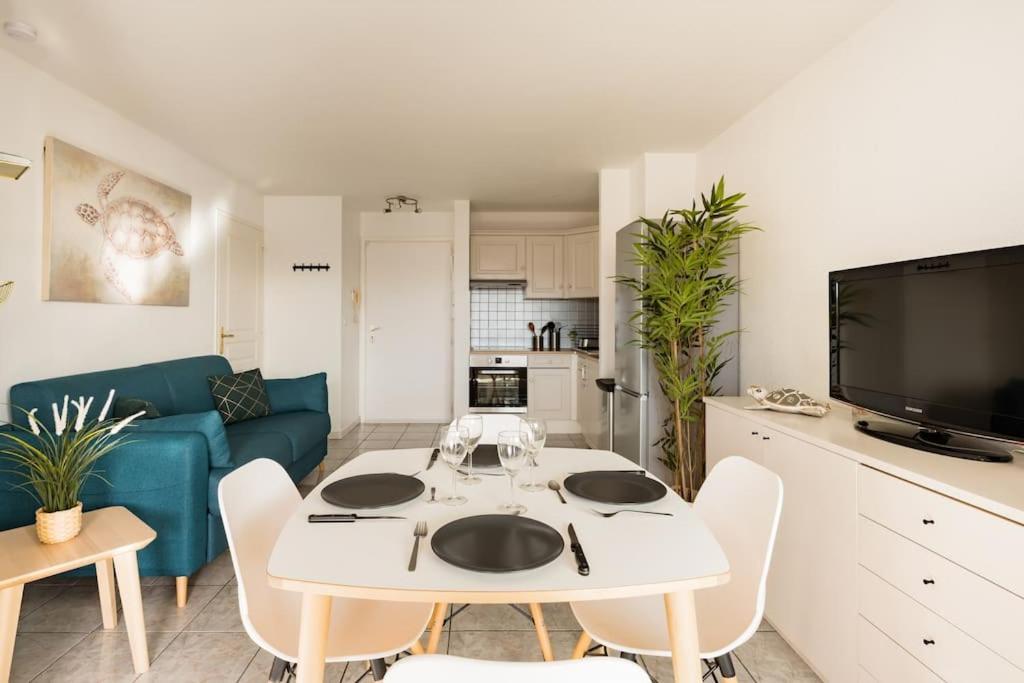 PORT-FREJUS, appartement 2 pièces, terrasse, climatisation Extérieur photo